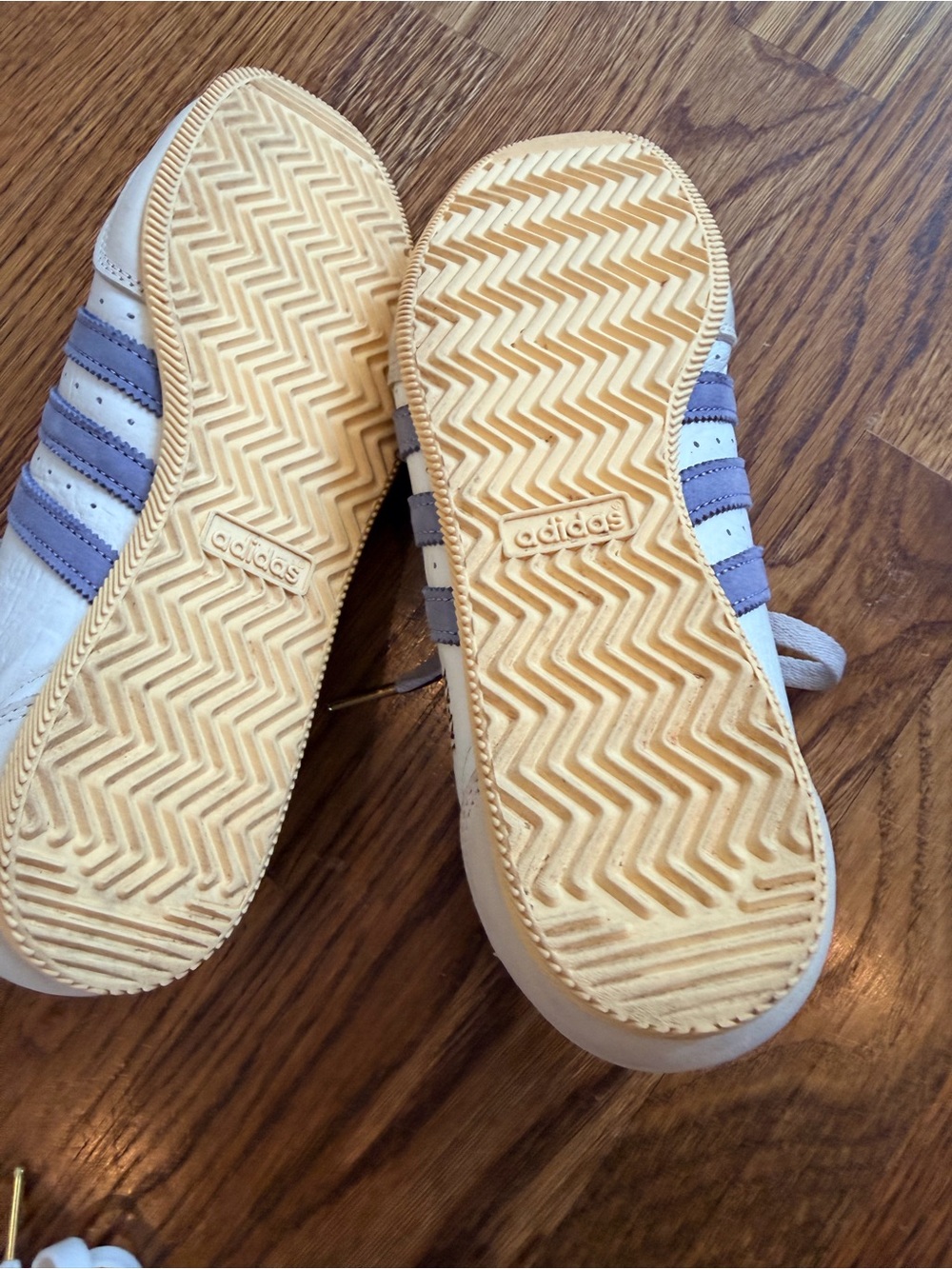 adidas Women’s Japan Low-Top Sneakers Size 7 excellent - Picture 5 of 9